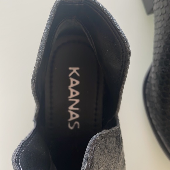 Kaanas black ankle boots- WORN TWICE - Picture 6 of 10